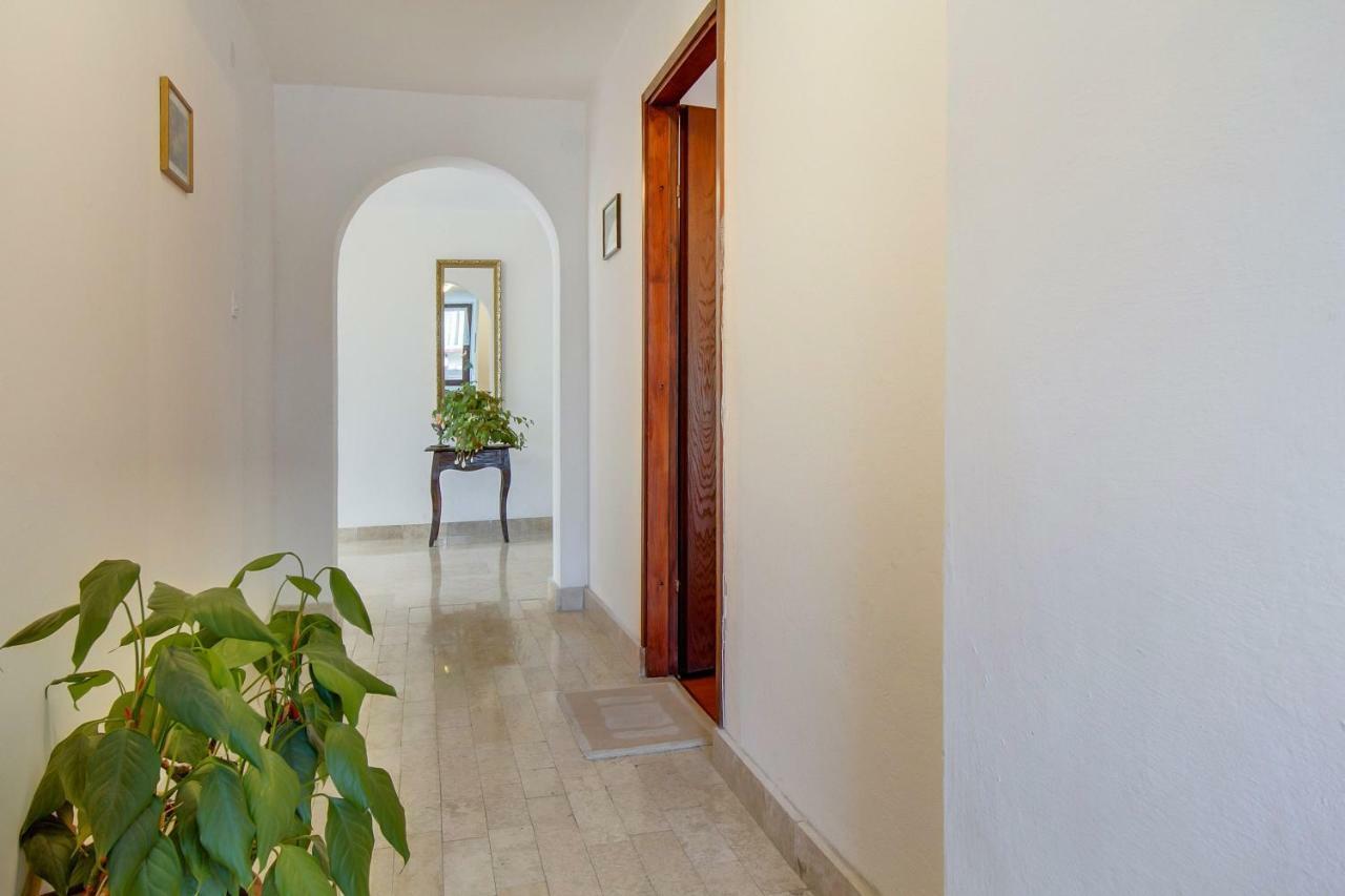 Apartments Mirella Mali Losinj Exterior photo