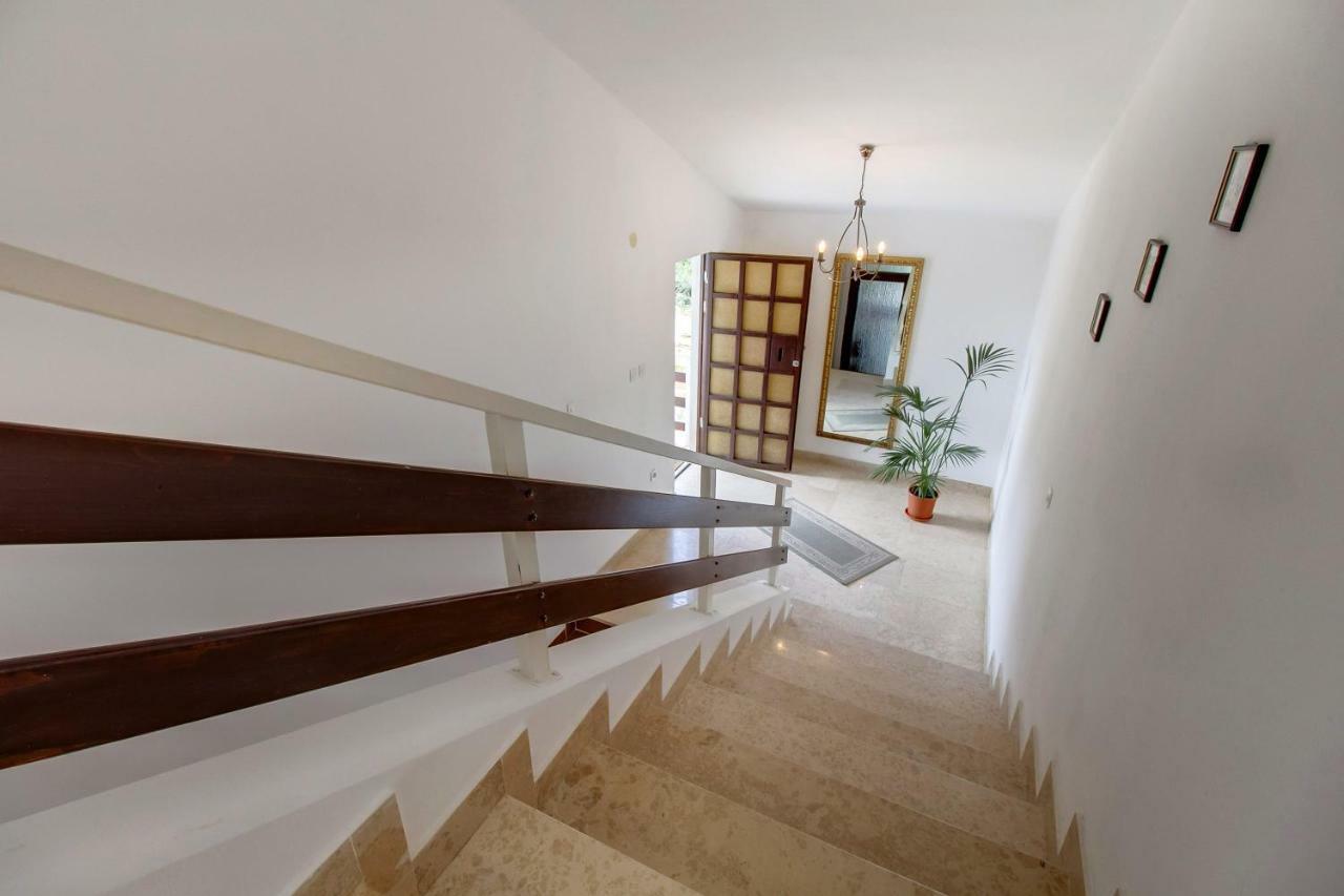 Apartments Mirella Mali Losinj Exterior photo